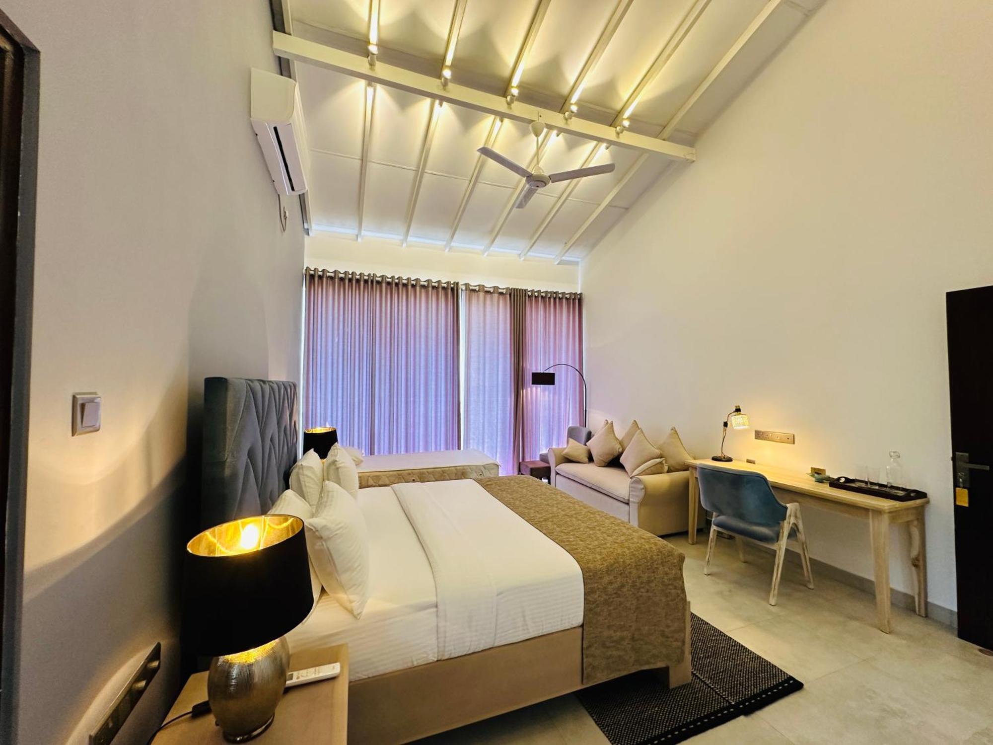 The Niche Hikkaduwa - 10 Minutes To The Beach Exterior photo